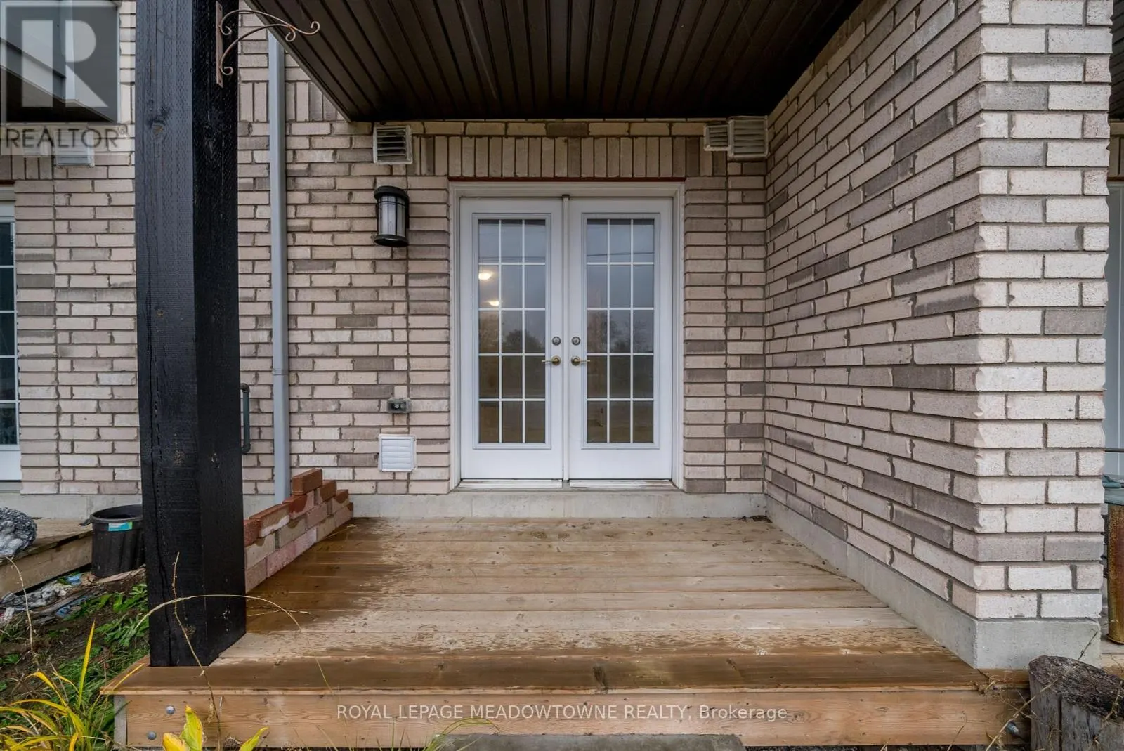 17 ANDEAN LANE