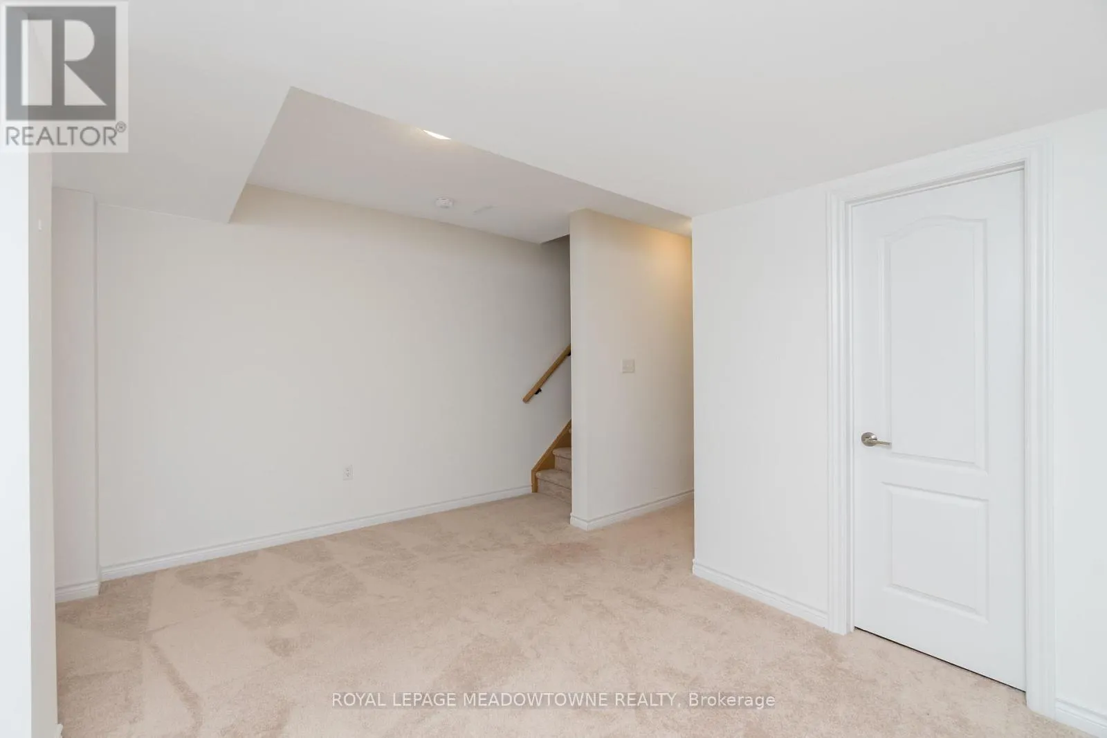 17 ANDEAN LANE