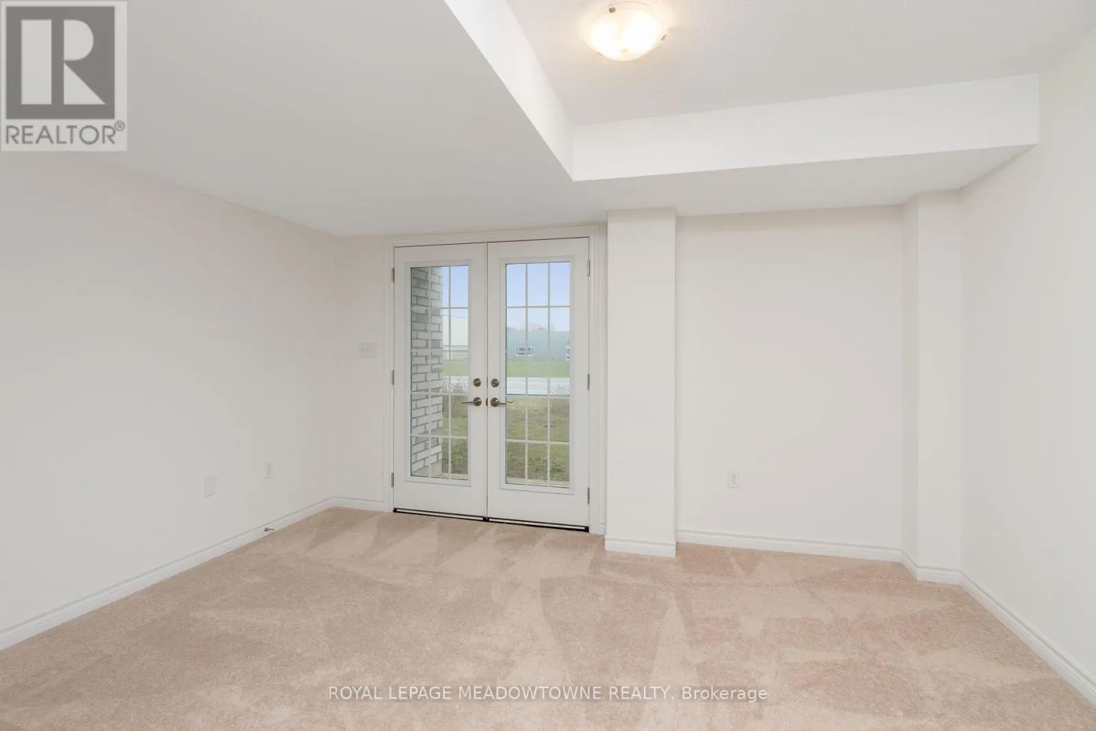 17 ANDEAN LANE