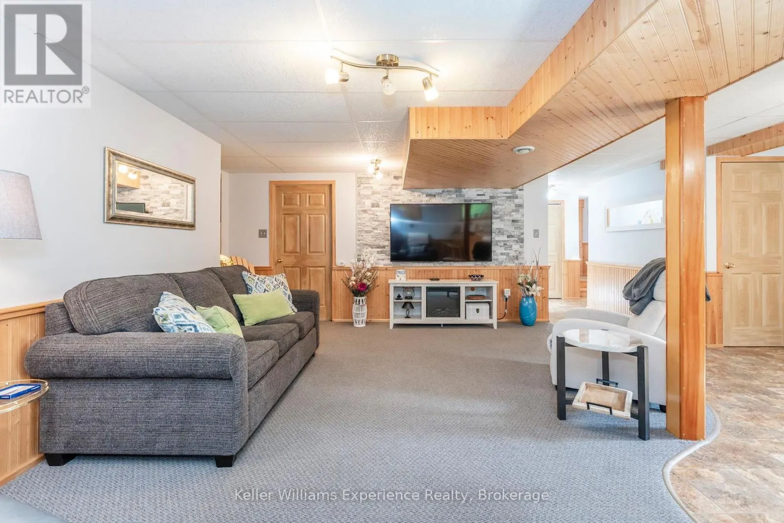 450 CONCESSION 11 ROAD E