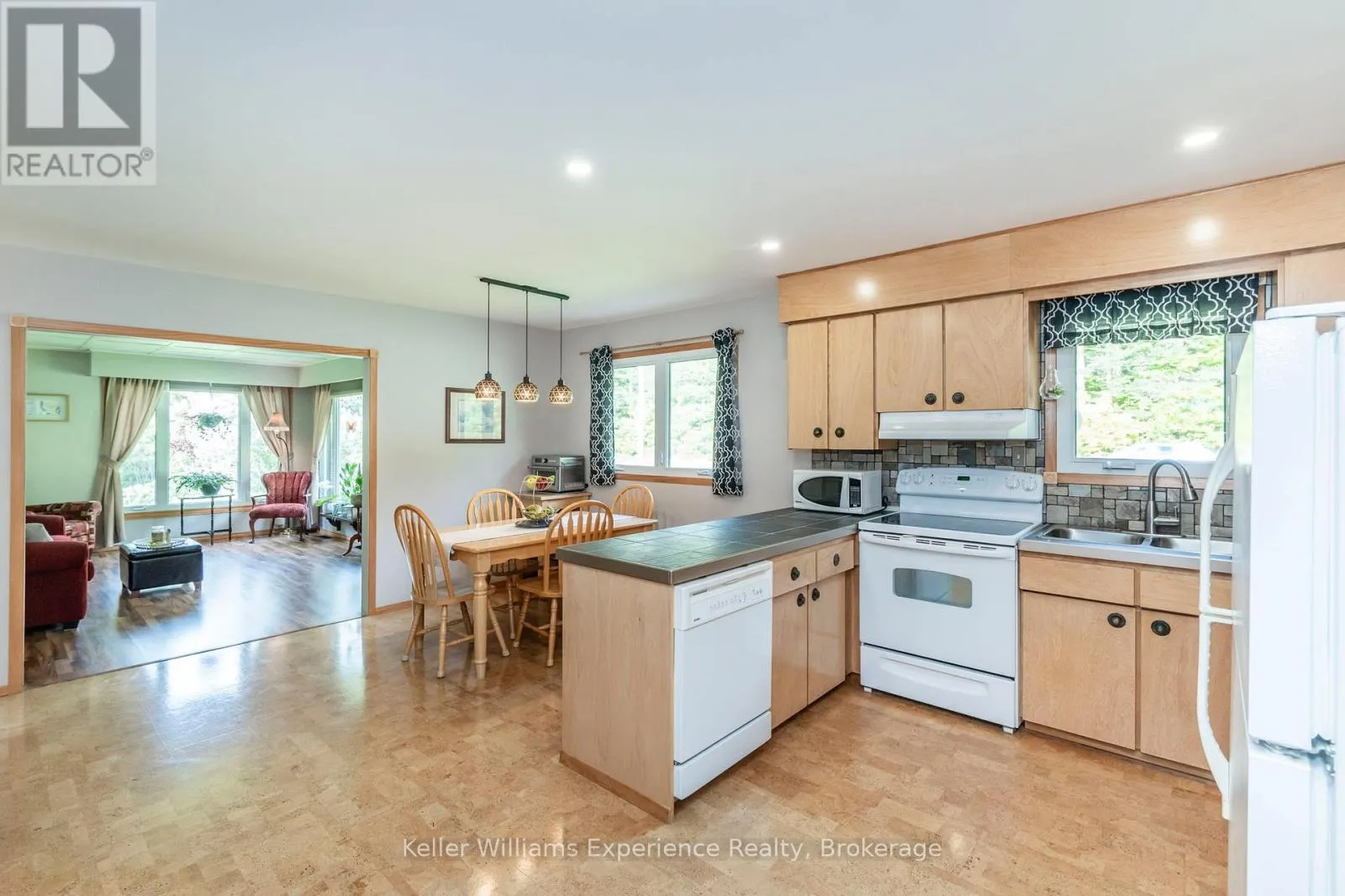 450 CONCESSION 11 ROAD E
