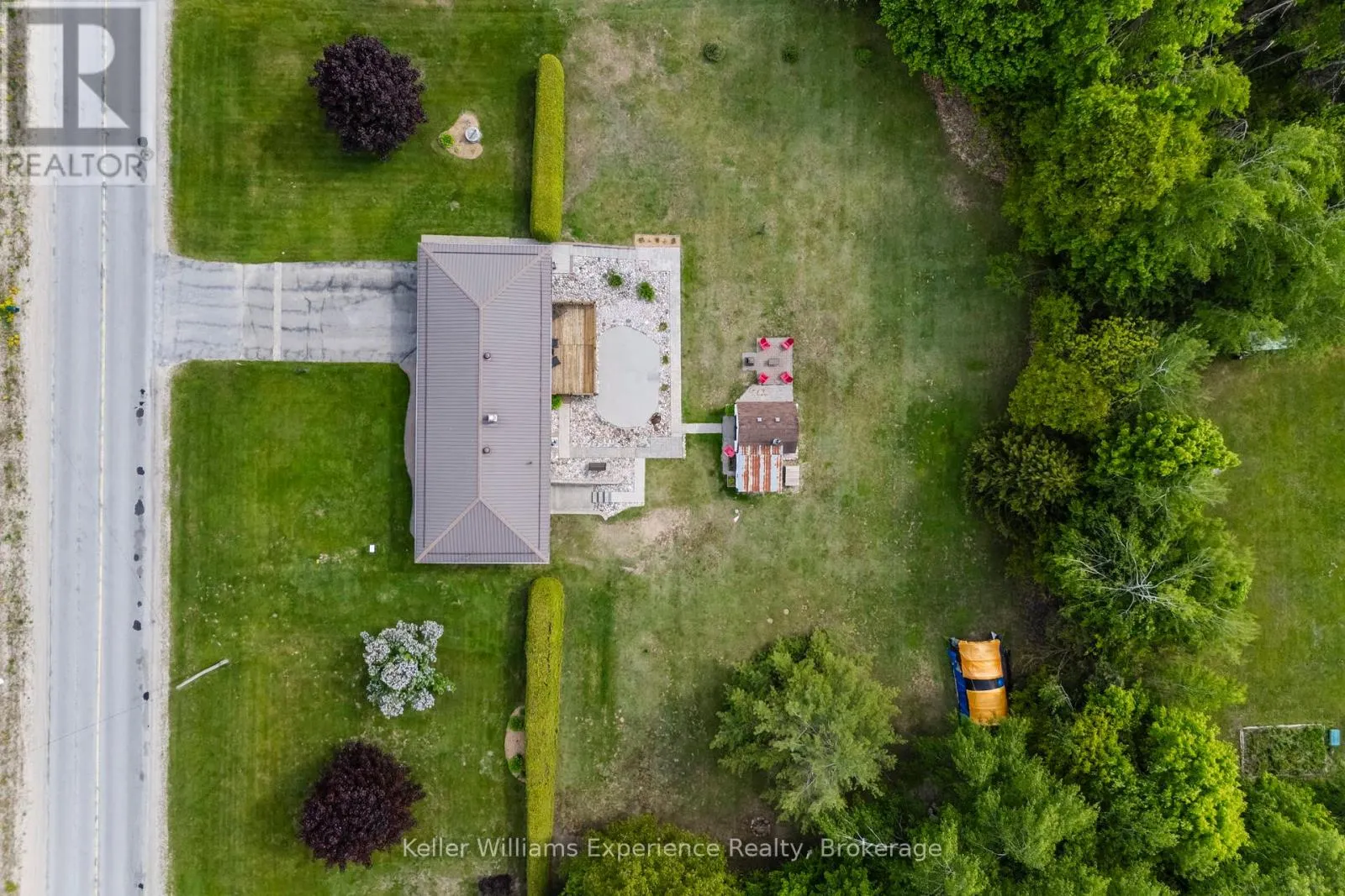 450 CONCESSION 11 ROAD E