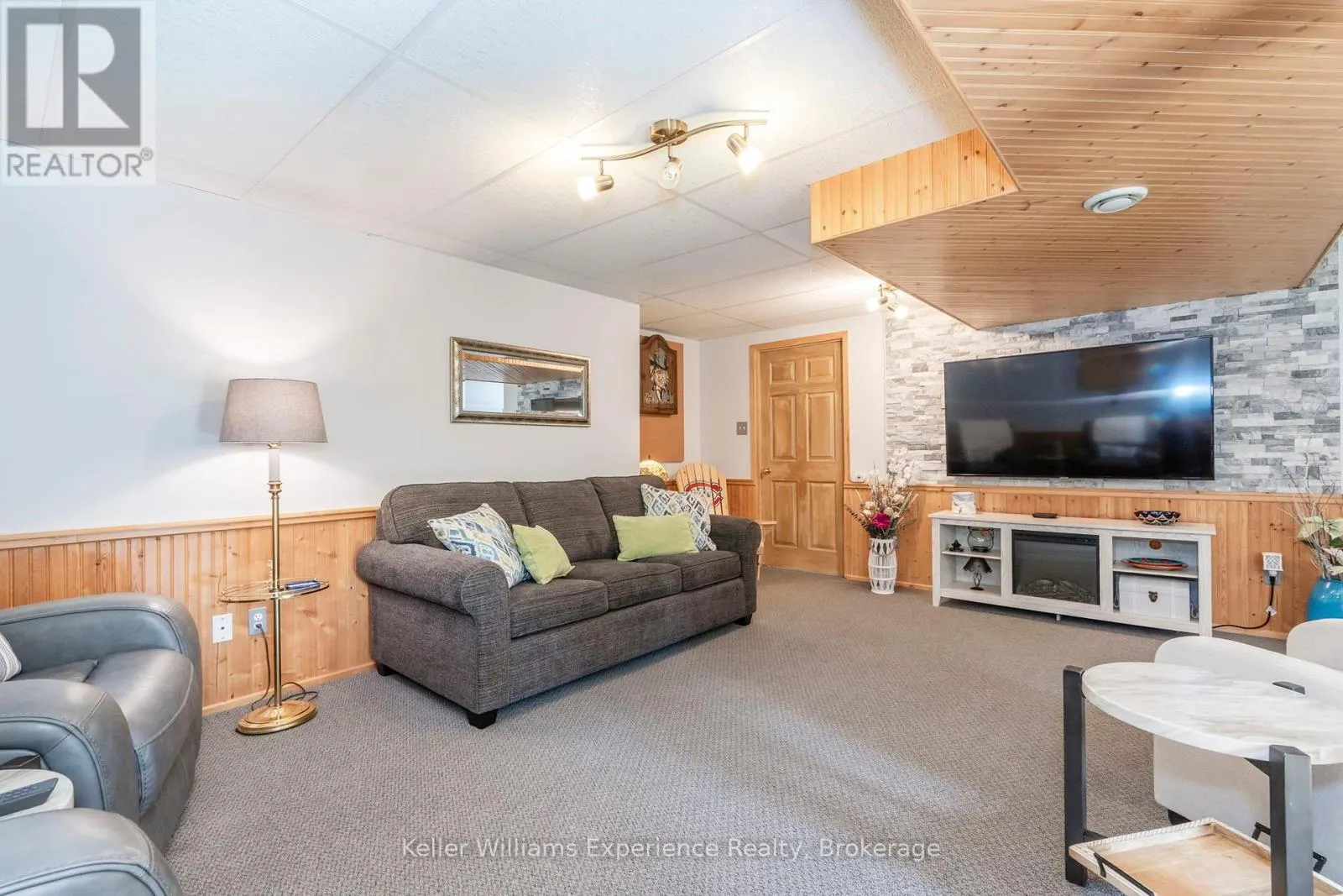 450 CONCESSION 11 ROAD E