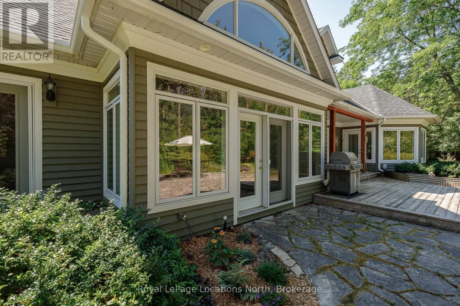 6 ALPINE COURT