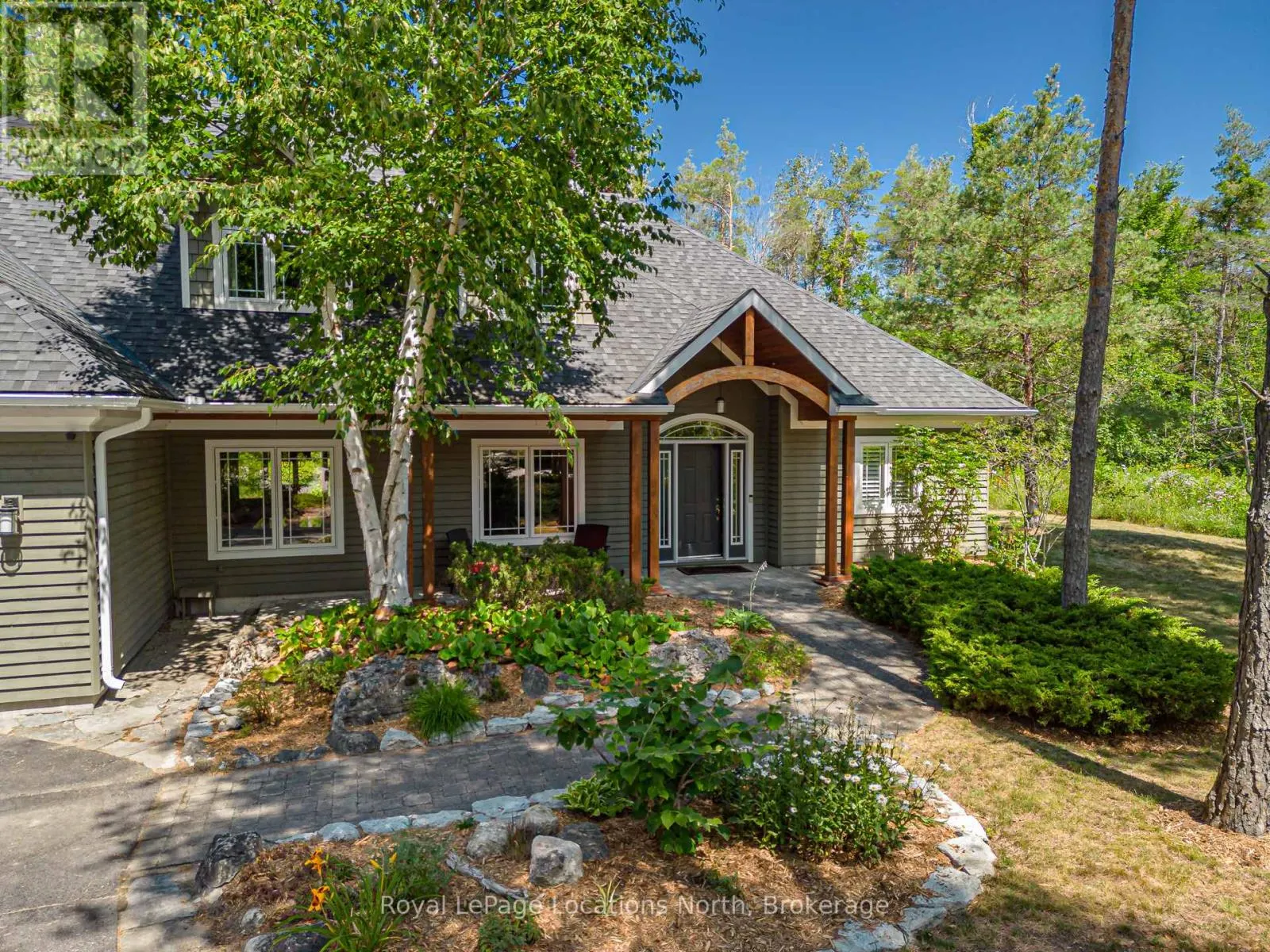 6 ALPINE COURT