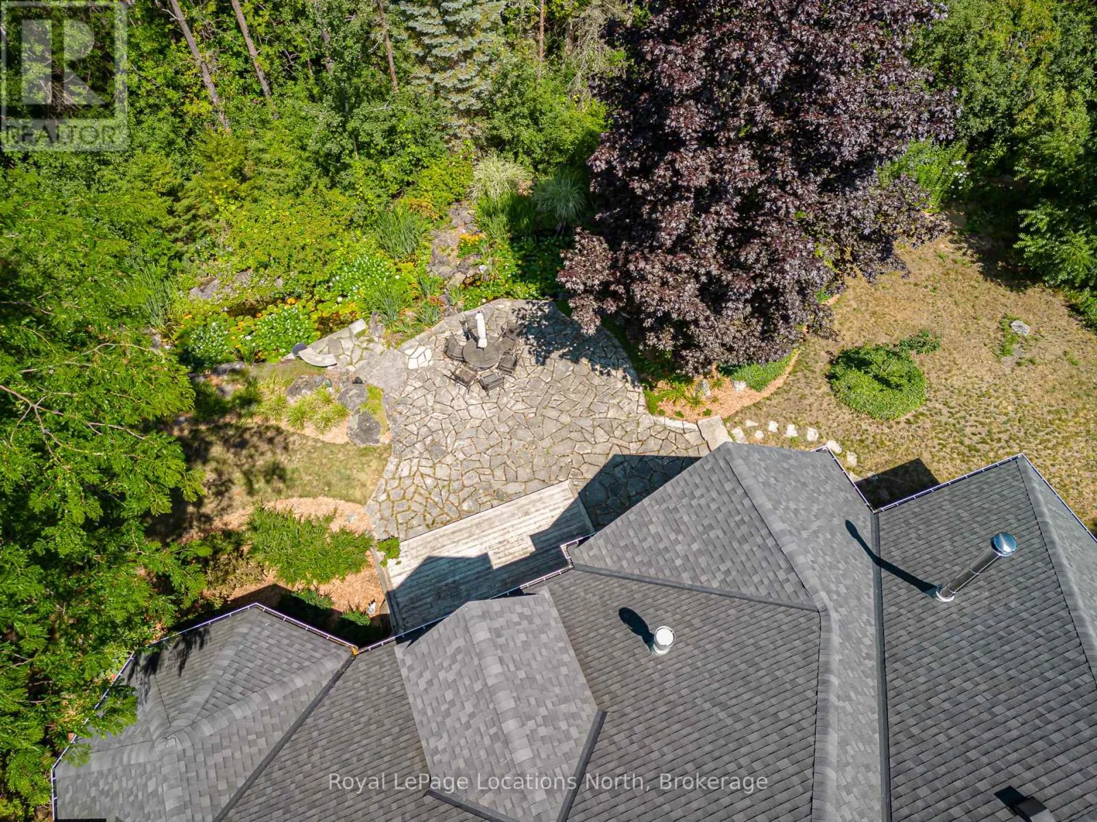 6 ALPINE COURT