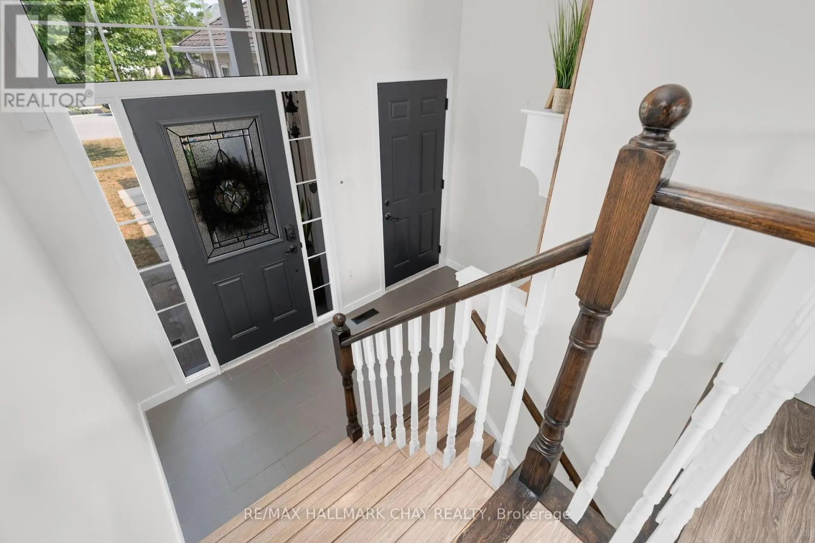 204 FOREST CRESCENT