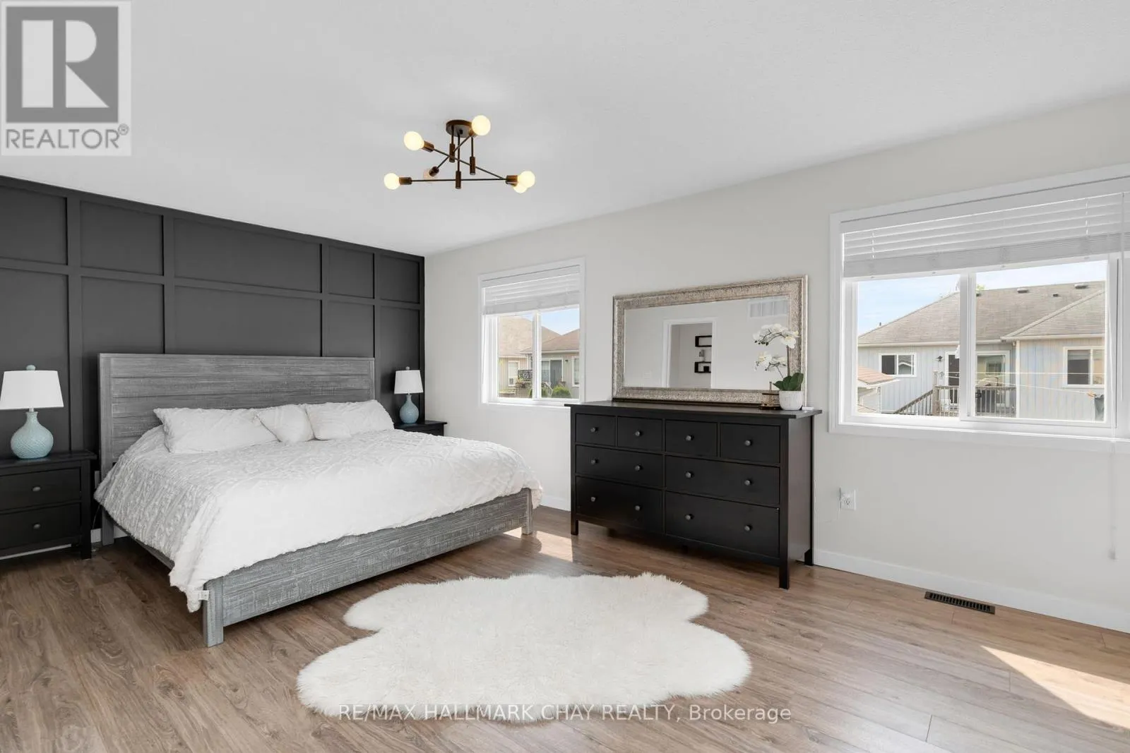 204 FOREST CRESCENT