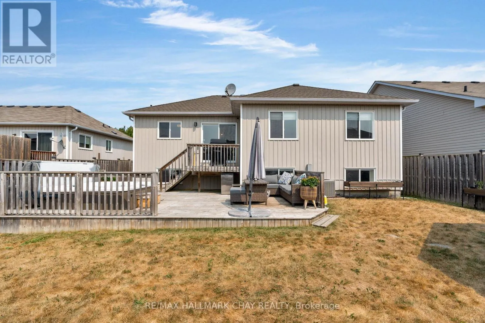 204 FOREST CRESCENT