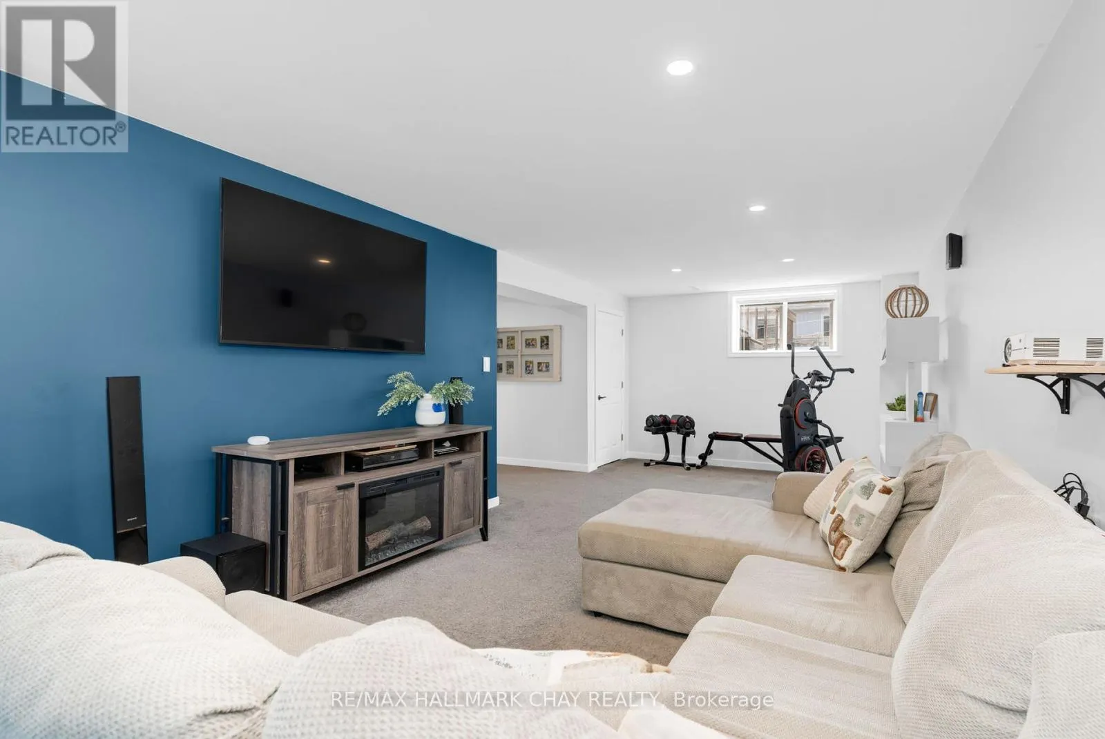204 FOREST CRESCENT