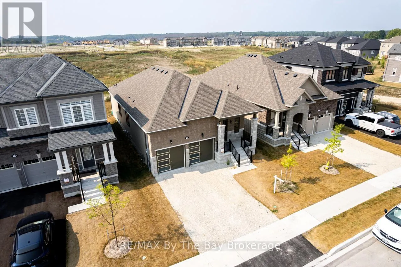 15 UNION BOULEVARD