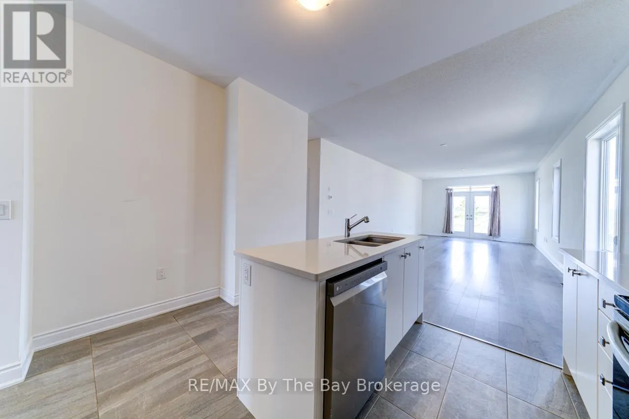 15 UNION BOULEVARD