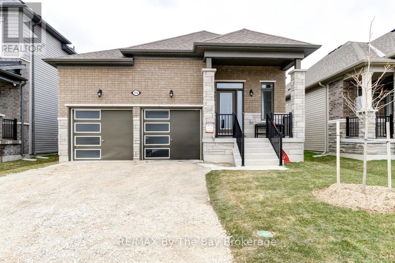15 UNION BOULEVARD