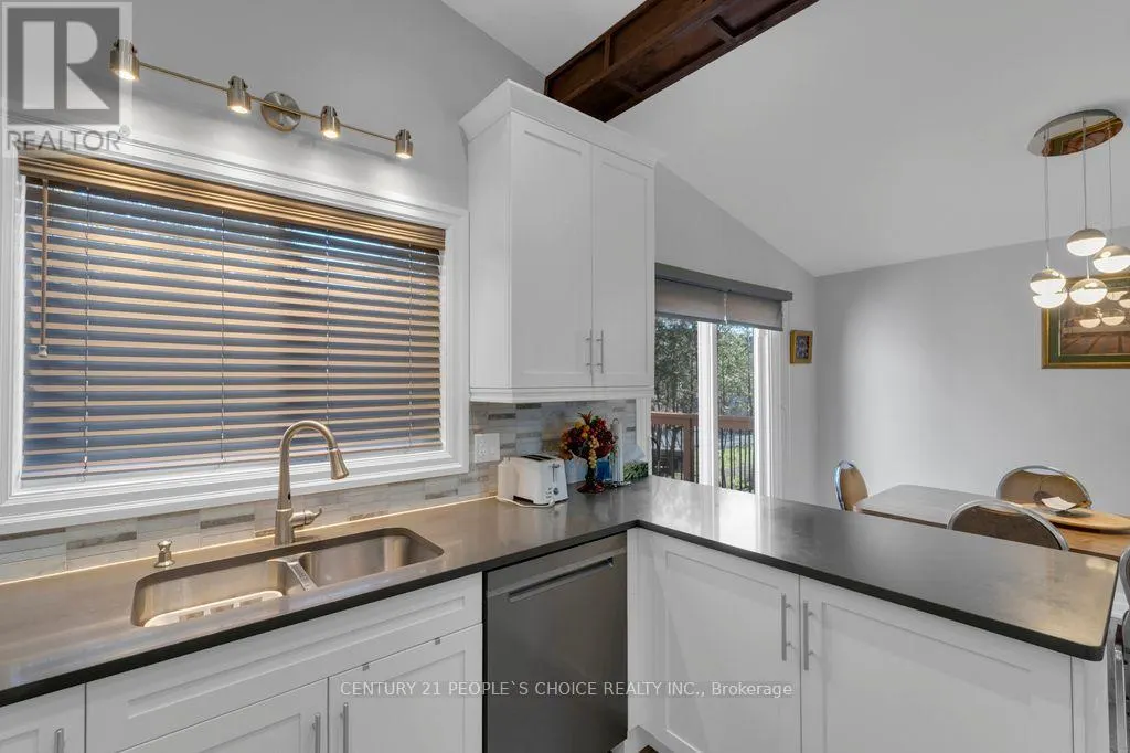 71 BAY SANDS DRIVE