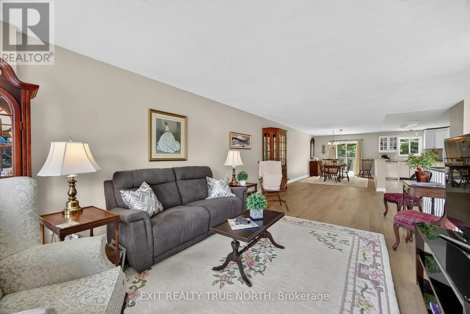 59 RIVERDALE DRIVE