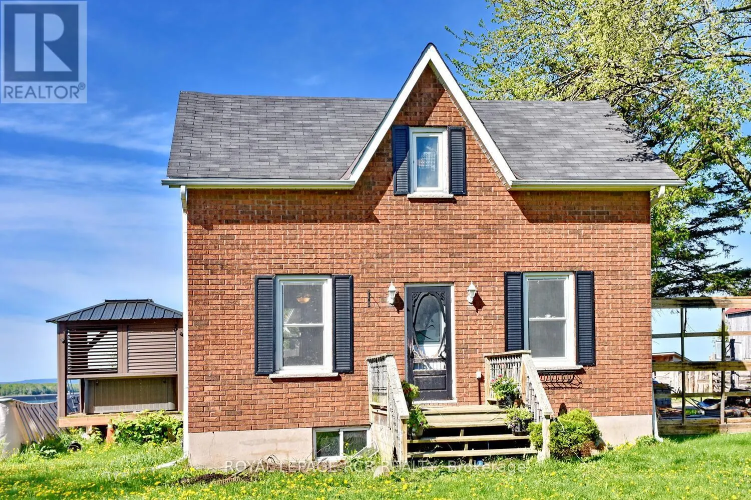 2606 CROSSLAND ROAD