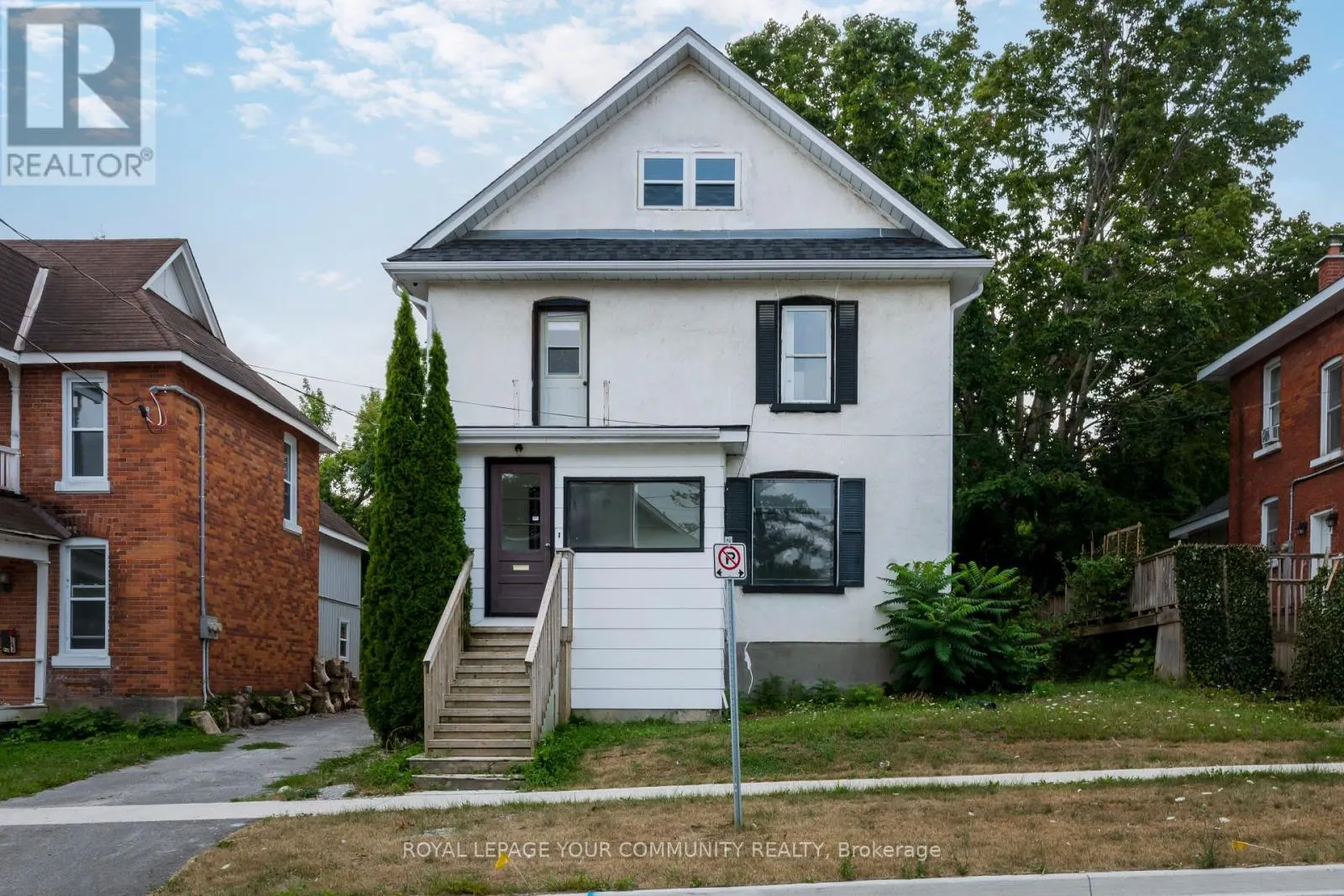 223 LACLIE STREET