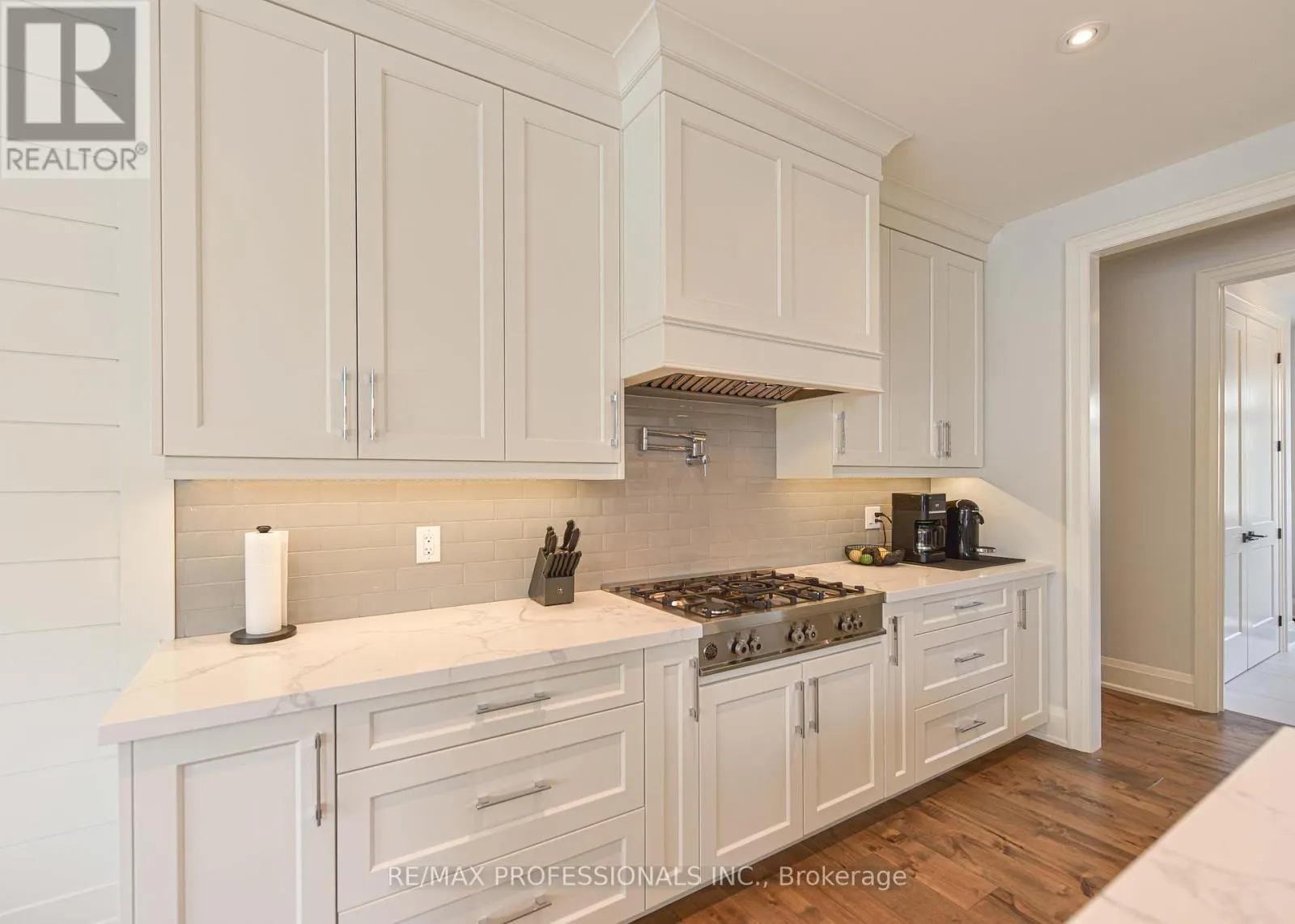 21 BOOTHBY CRESCENT