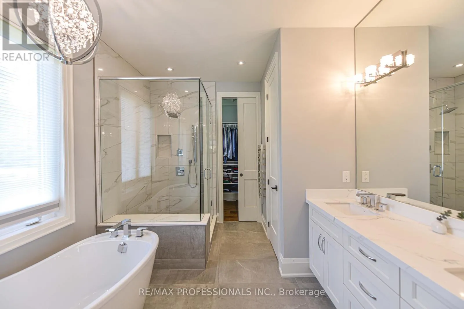 21 BOOTHBY CRESCENT