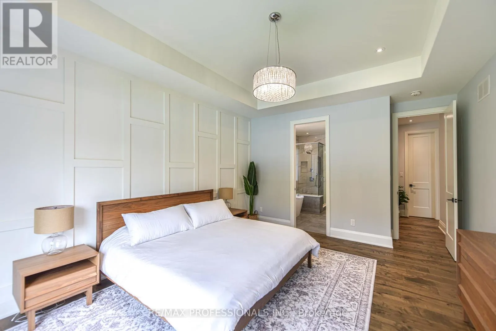 21 BOOTHBY CRESCENT