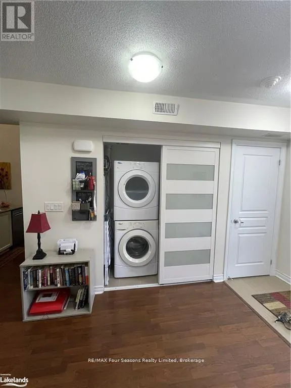 304 - 3 BRANDY LANE DRIVE, #304