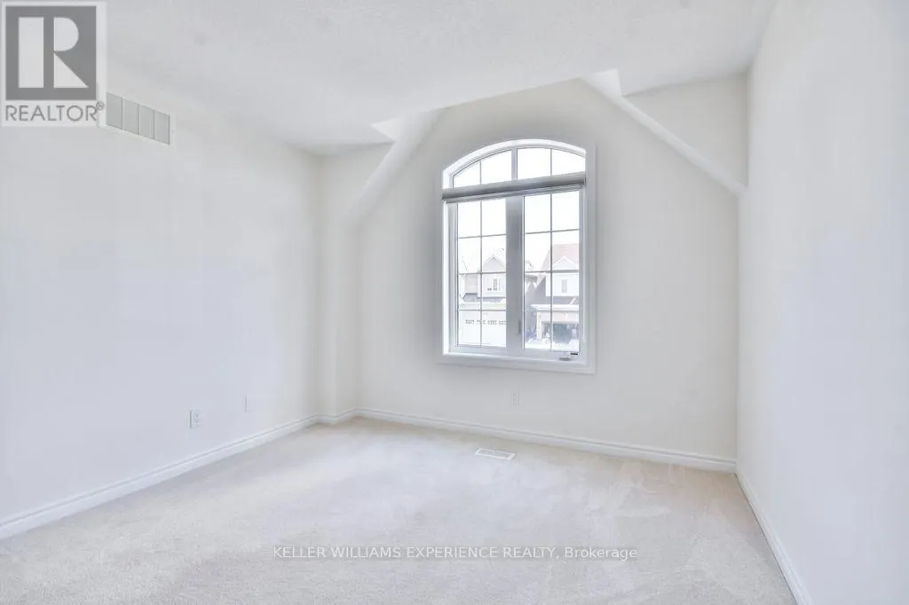 53 RUGMAN CRESCENT