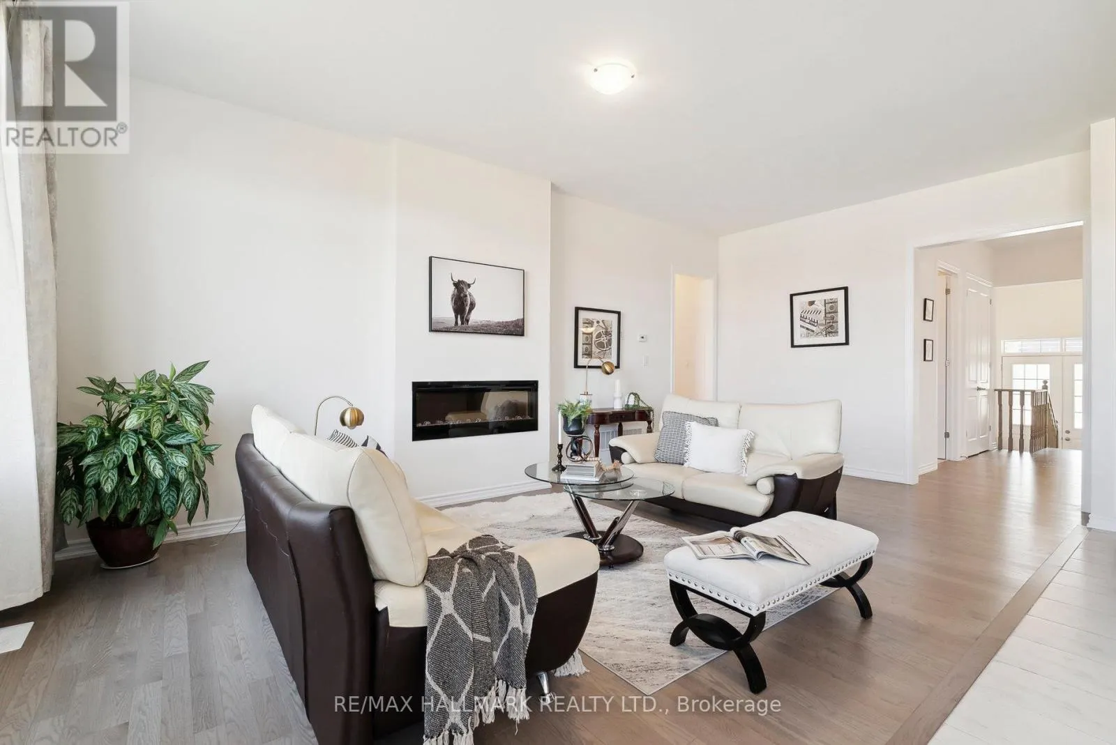 346 RAMBLEWOOD DRIVE