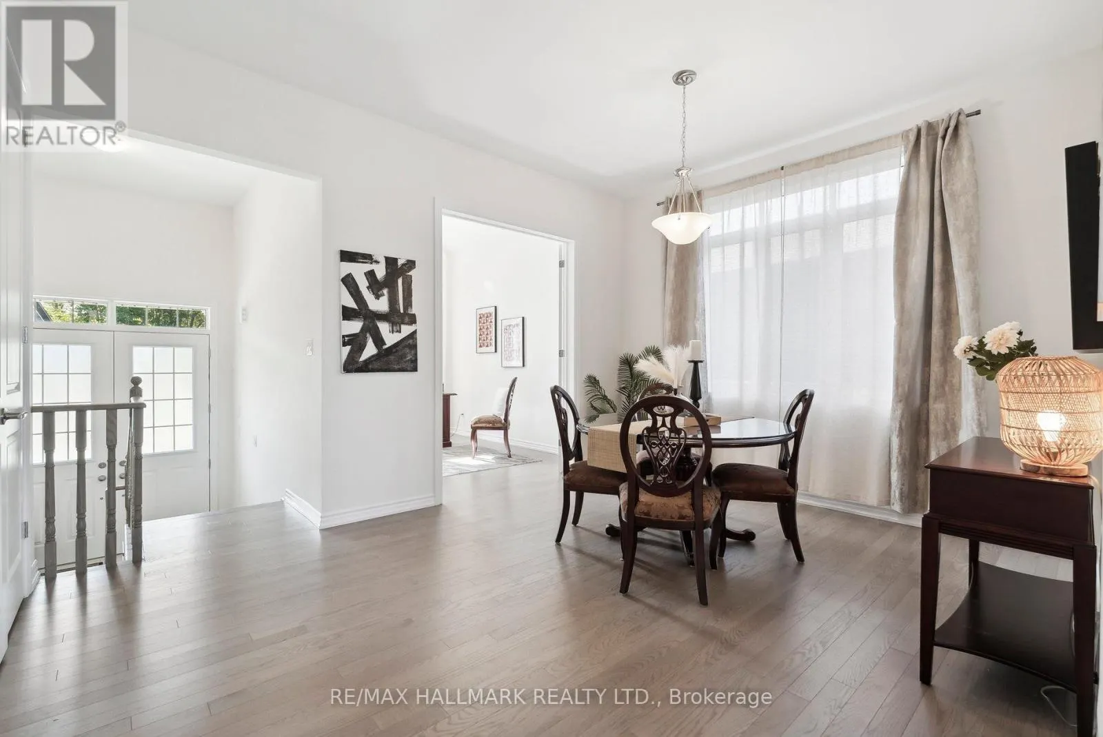 346 RAMBLEWOOD DRIVE