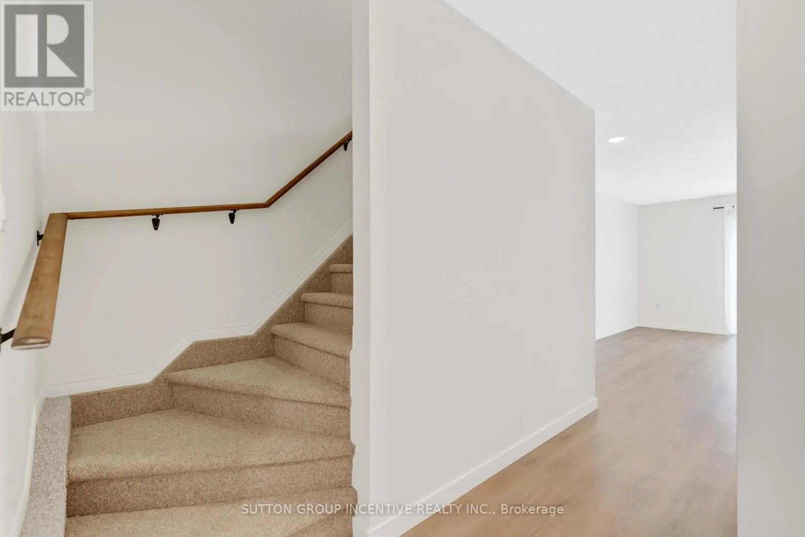 822 CORAL SPRINGS LANE
