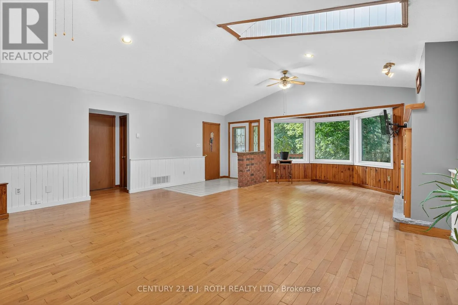 281 HARVIE ROAD
