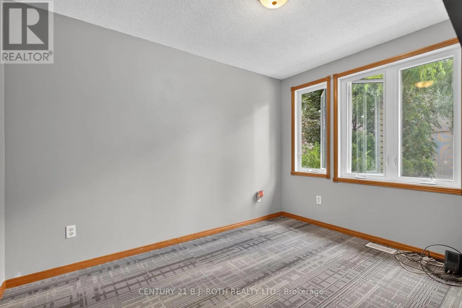 281 HARVIE ROAD