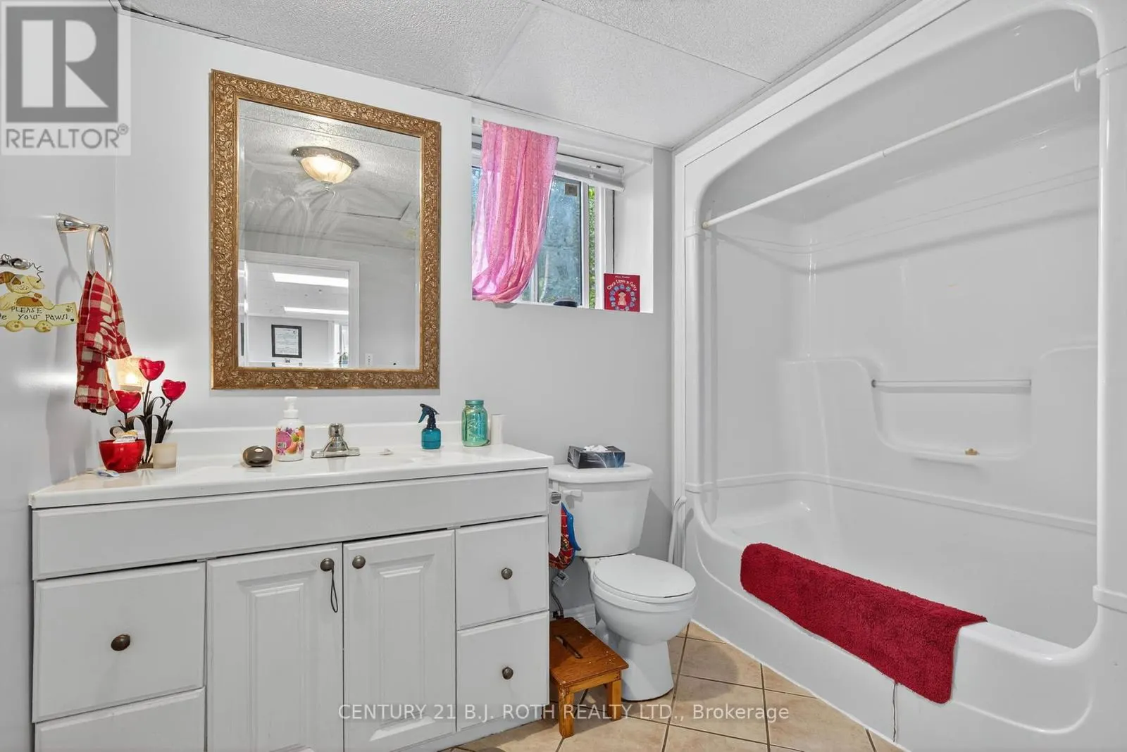 281 HARVIE ROAD