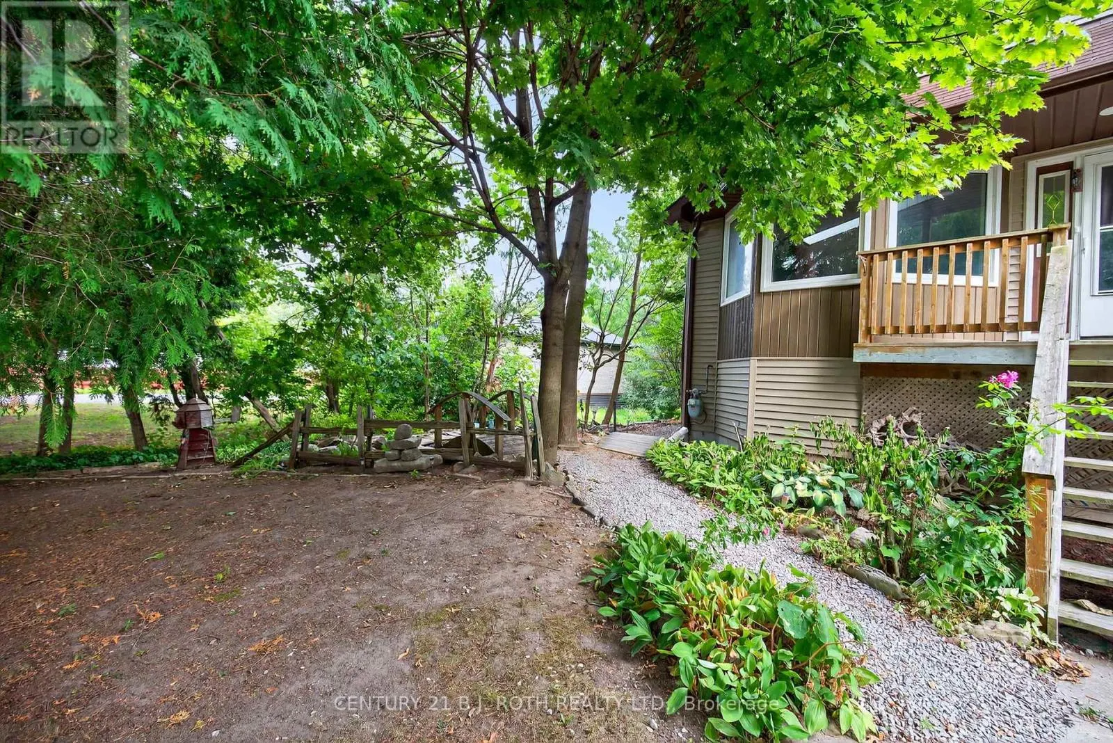 281 HARVIE ROAD