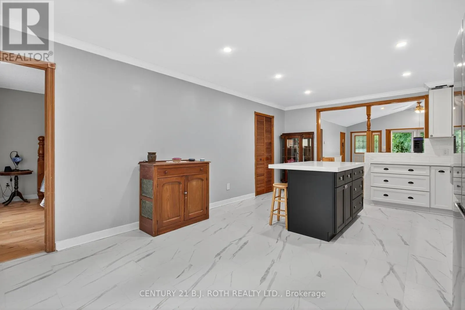 281 HARVIE ROAD