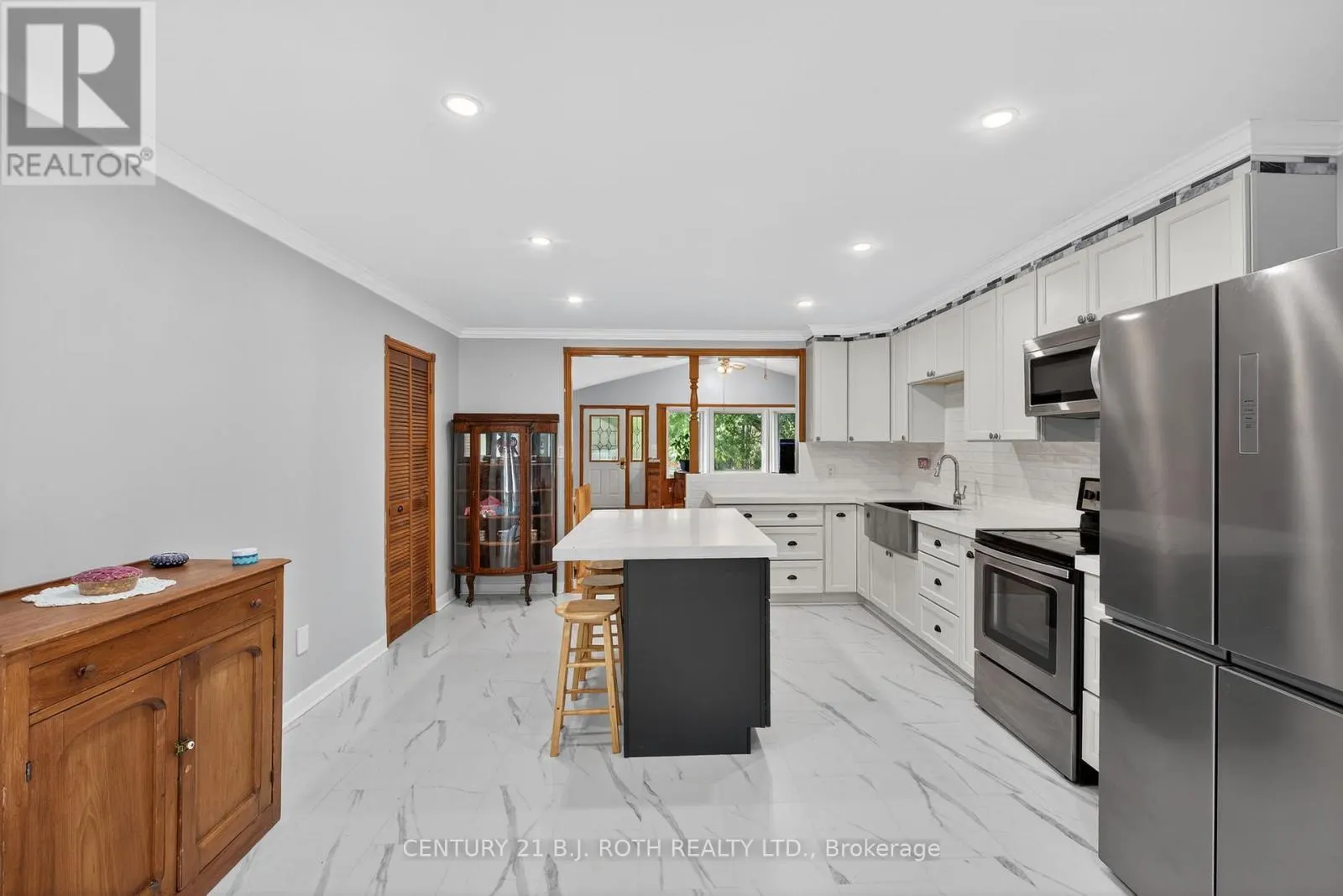 281 HARVIE ROAD