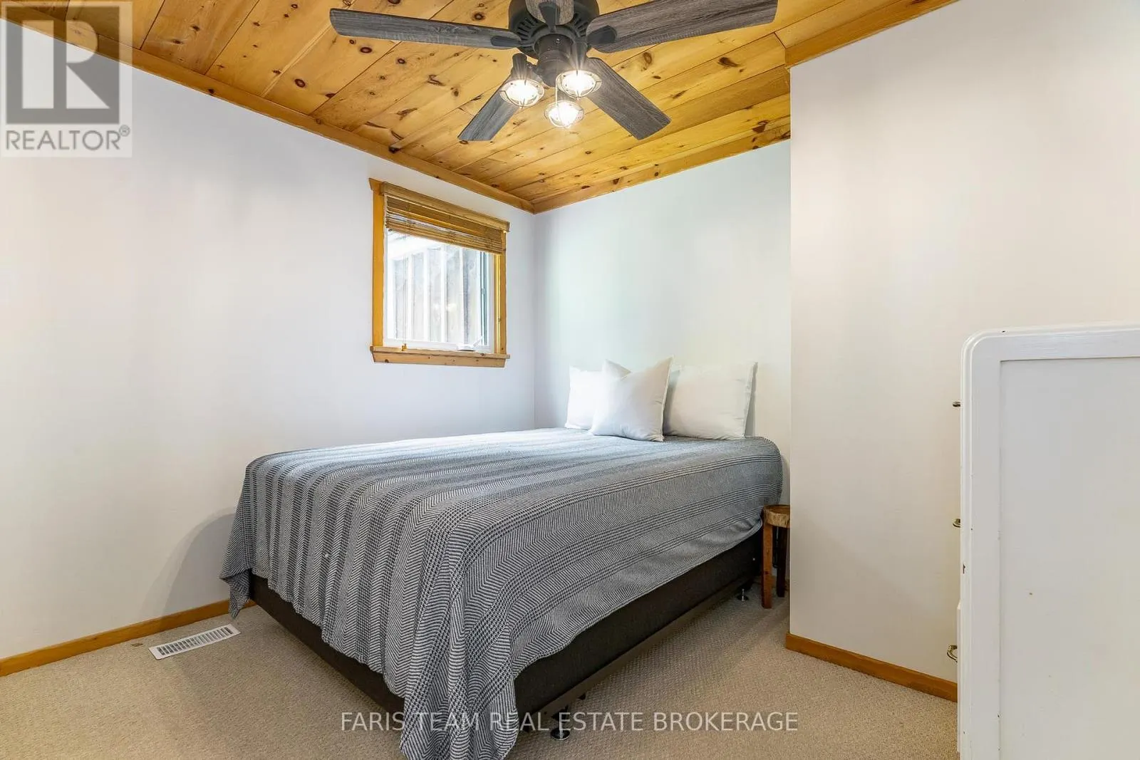 457 SILVER BIRCH DRIVE