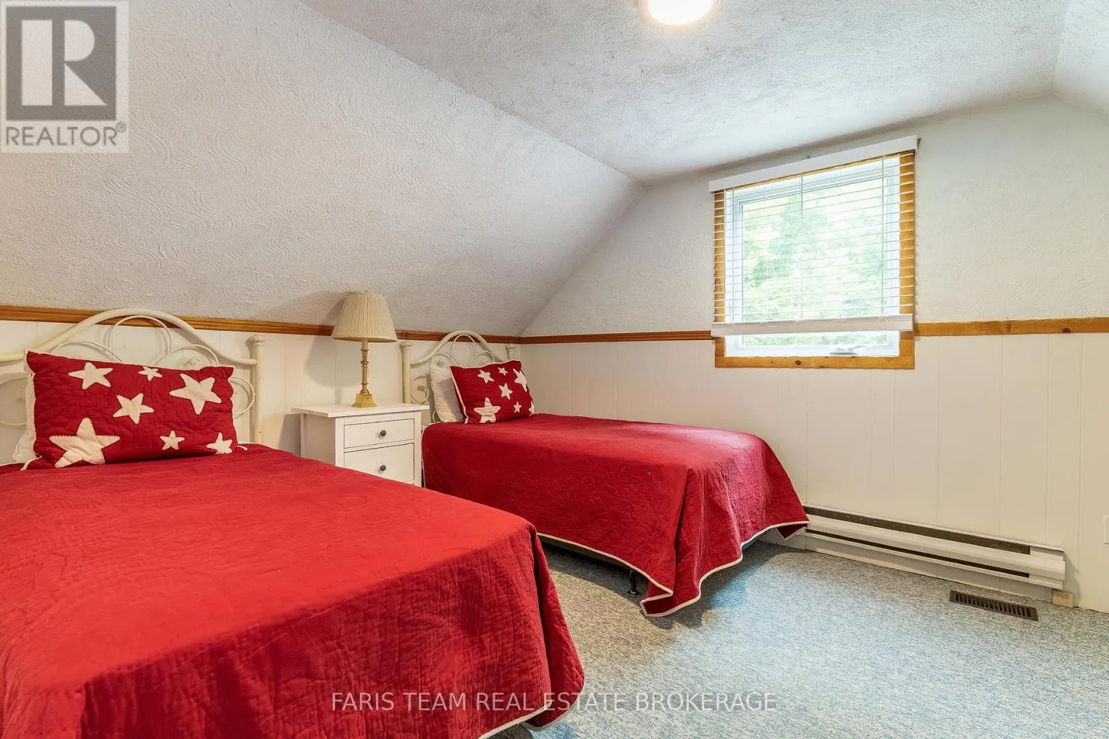 457 SILVER BIRCH DRIVE