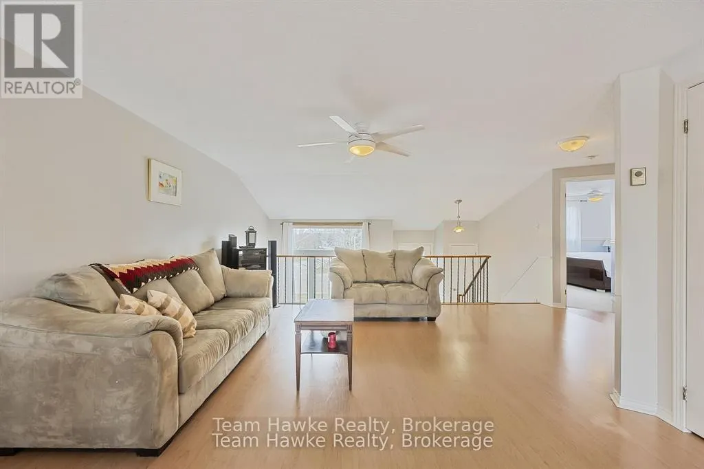 707 ALGONQUIN DRIVE