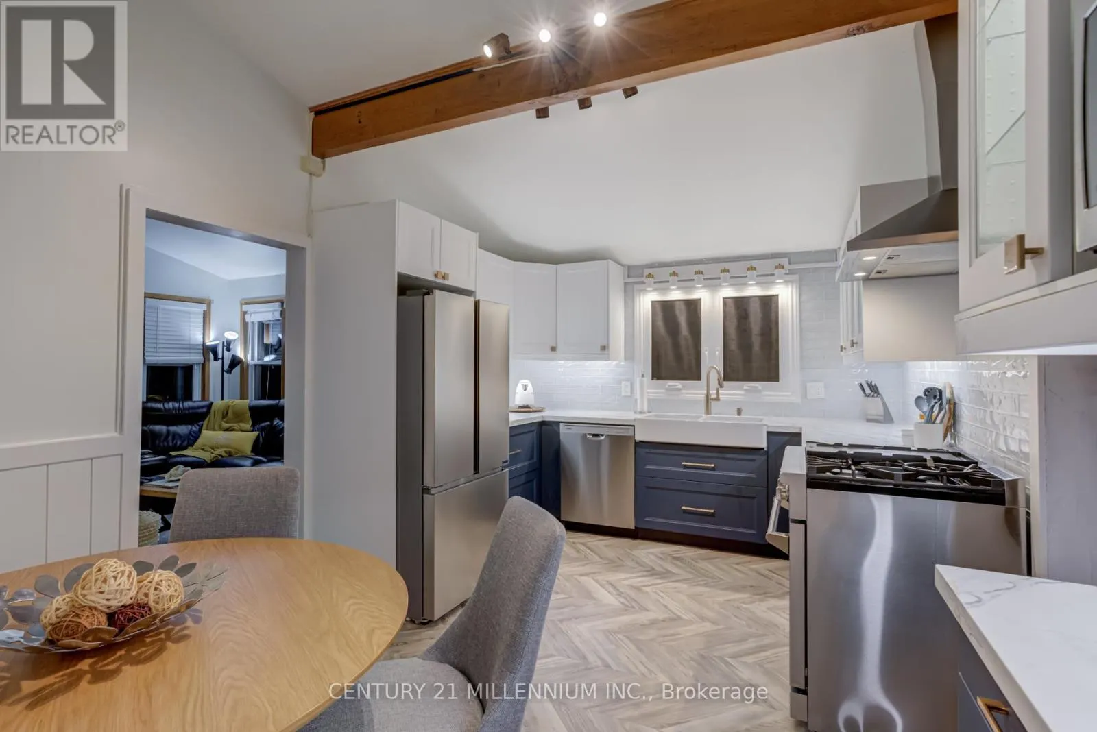 105 SILVER BIRCH DRIVE
