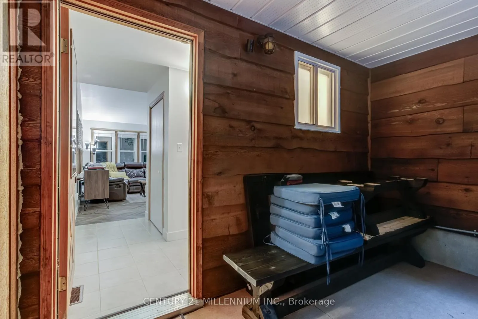 105 SILVER BIRCH DRIVE