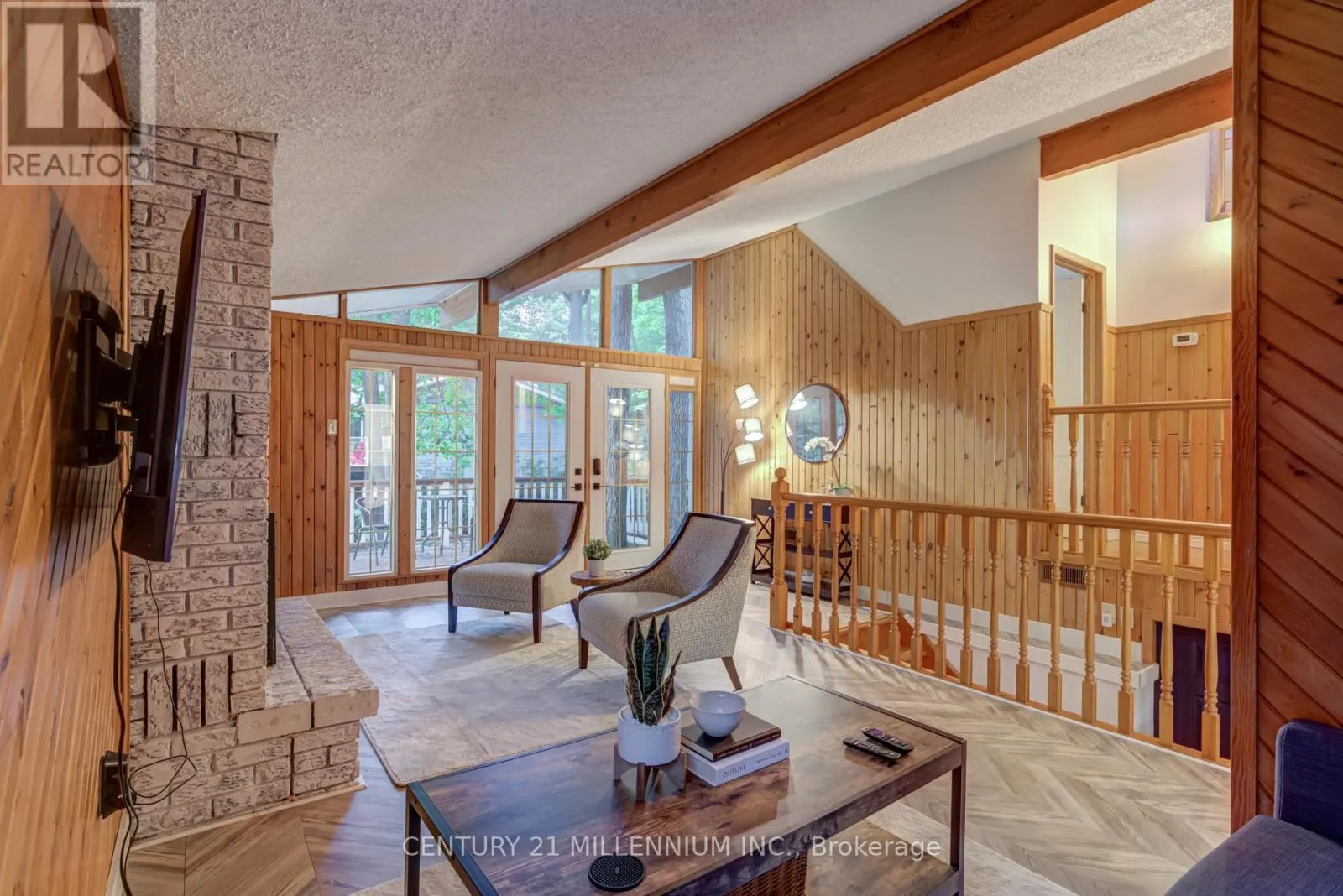 105 SILVER BIRCH DRIVE