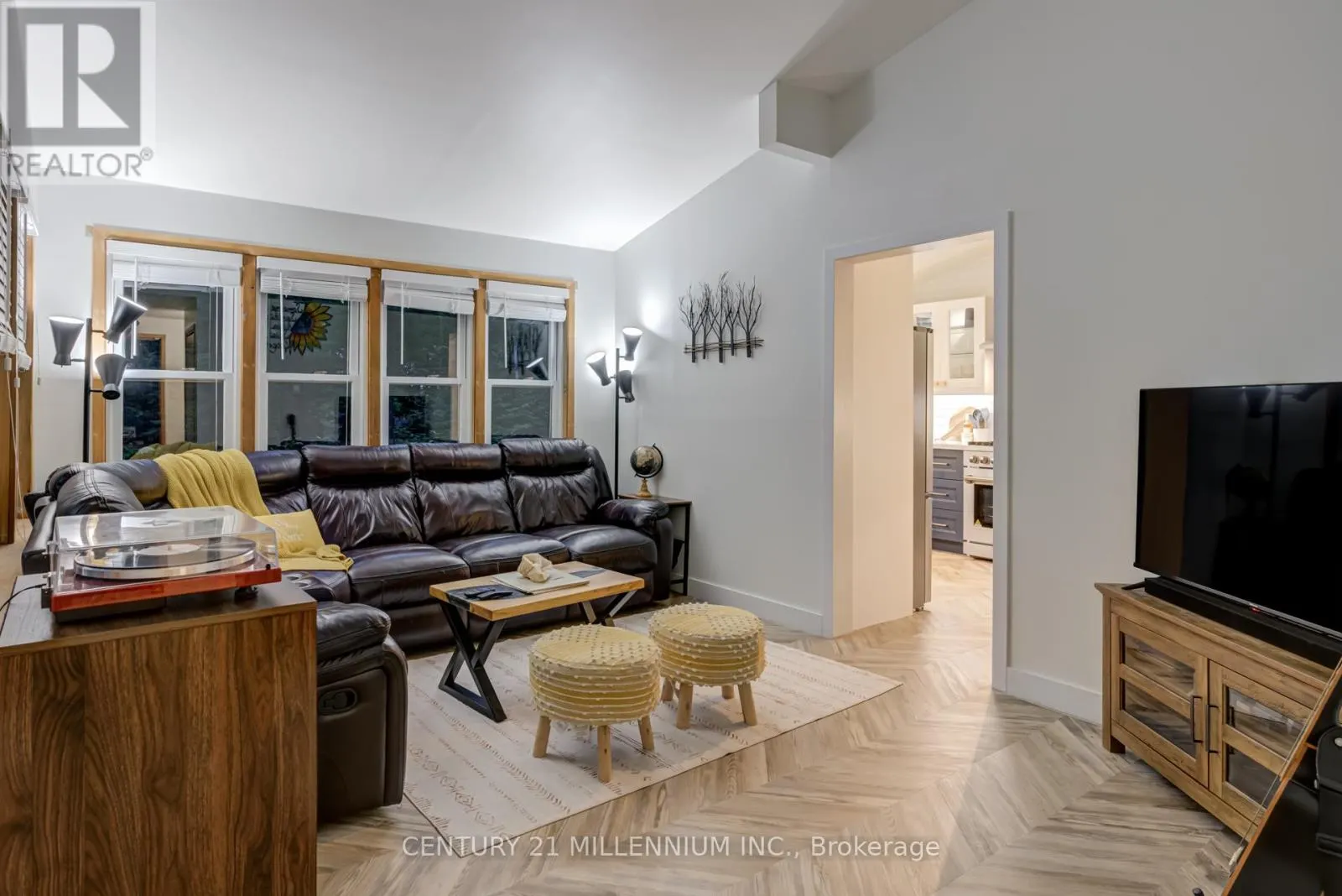 105 SILVER BIRCH DRIVE
