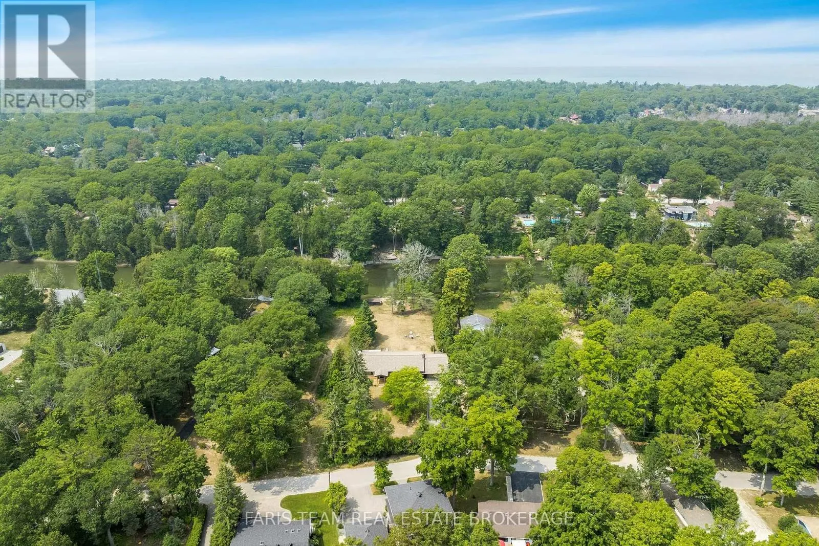 256 KNOX ROAD E