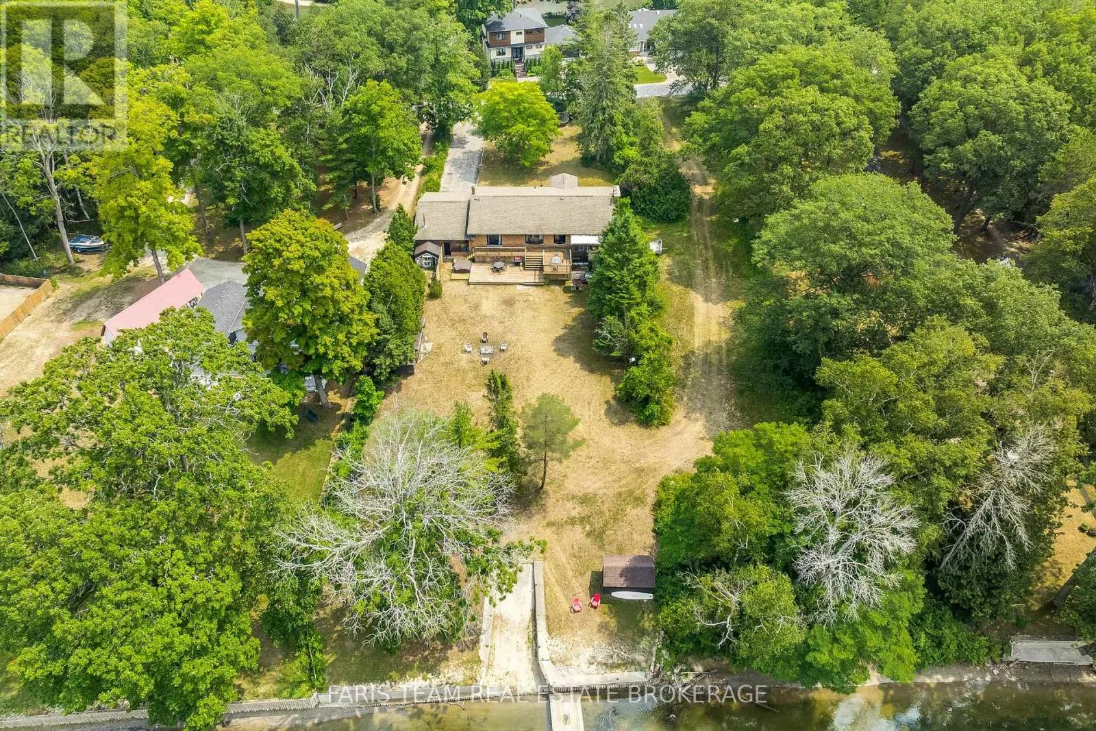 256 KNOX ROAD E