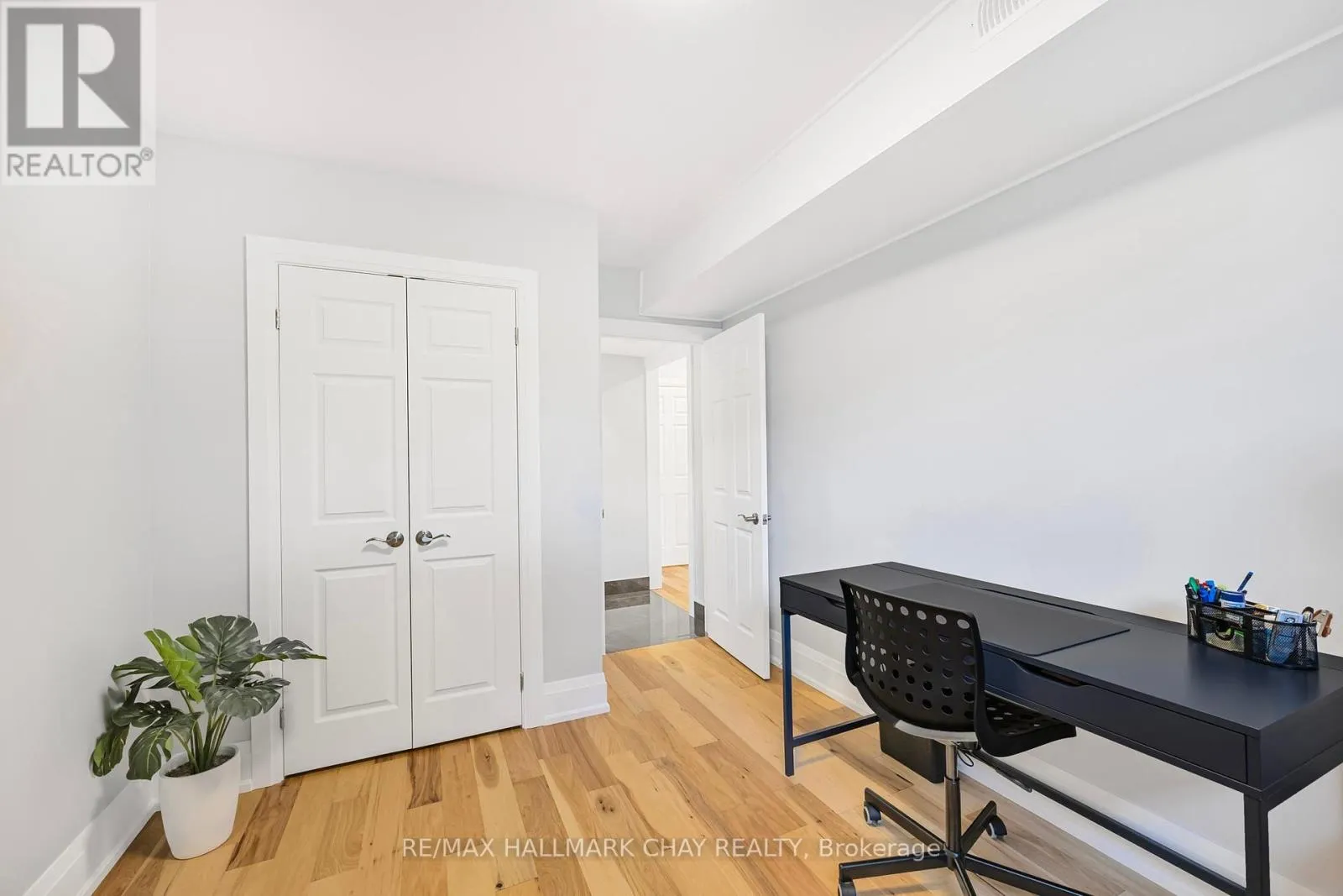 51 SPRINGHOME ROAD
