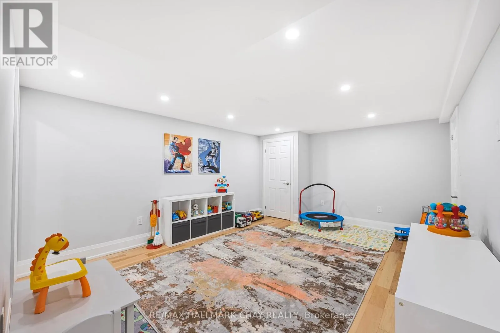 51 SPRINGHOME ROAD