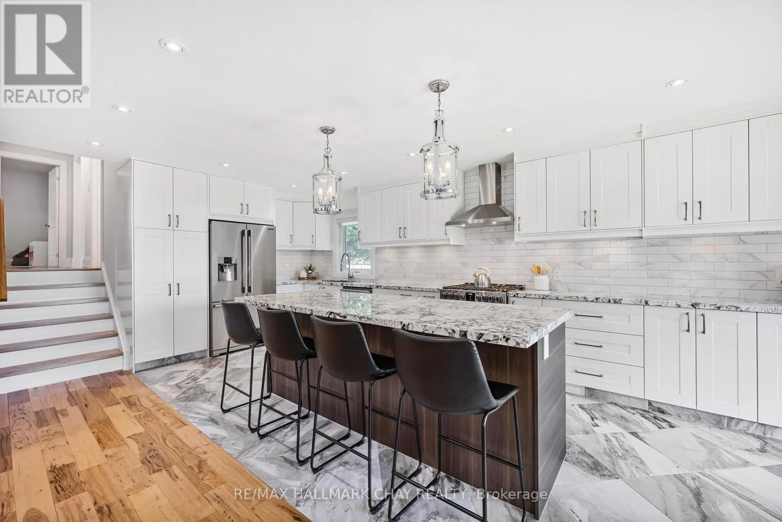51 SPRINGHOME ROAD