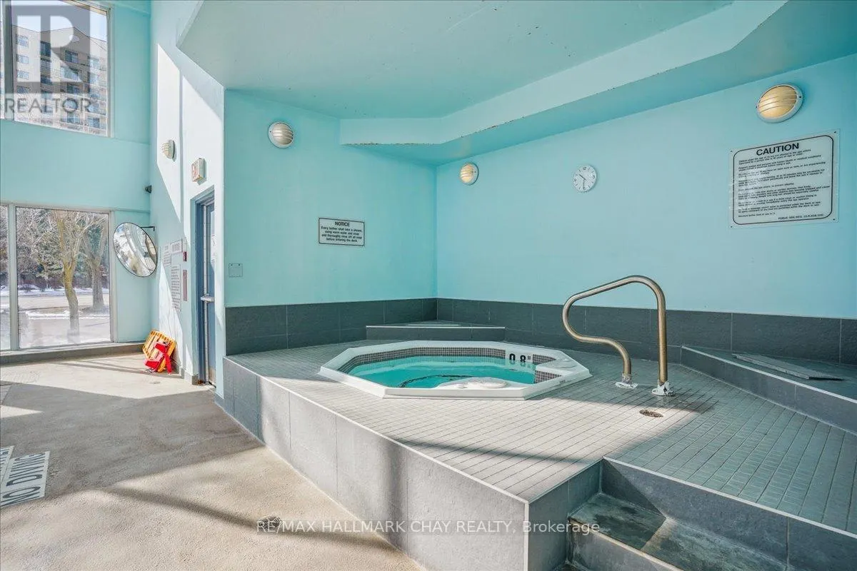 908 - 65 ELLEN STREET
