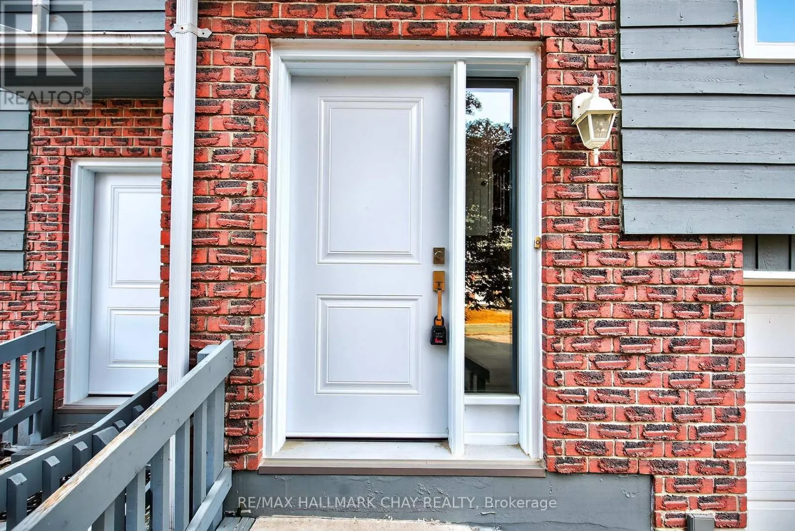 10 - 10 BAKER STREET
