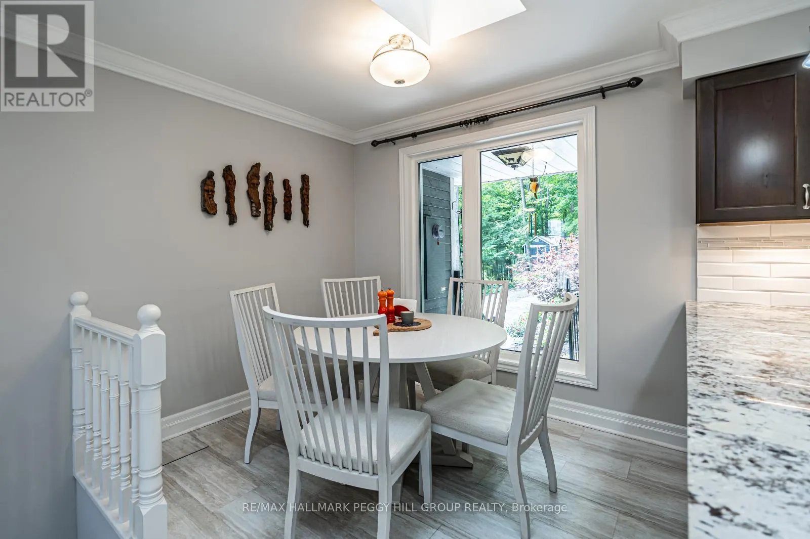 1457 CHAMPLAIN ROAD